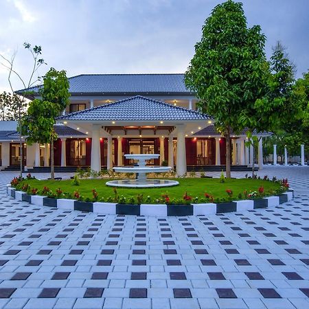 Nsk Anamthara Resort Private Limited Attingal Buitenkant foto